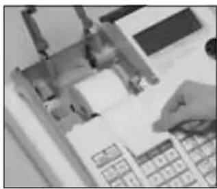CASIO SEC300 - Pour installer le rouleau de papier des tickets de caisse - 2