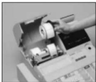 CASIO CE7000 - Pour remplaçer le rouleau de la bande de contrôle - 12