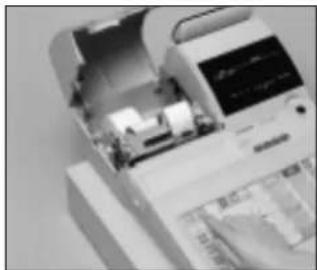 CASIO CE7000 - Pour remplaçer le rouleau de la bande de contrôle - 10