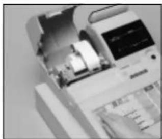 CASIO CE7000 - Pour remplacer le rouleau de reçus - 5