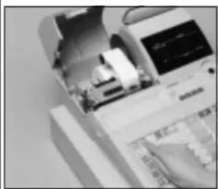 CASIO CE6100 - Mise en place du rouleau de reçus - 4