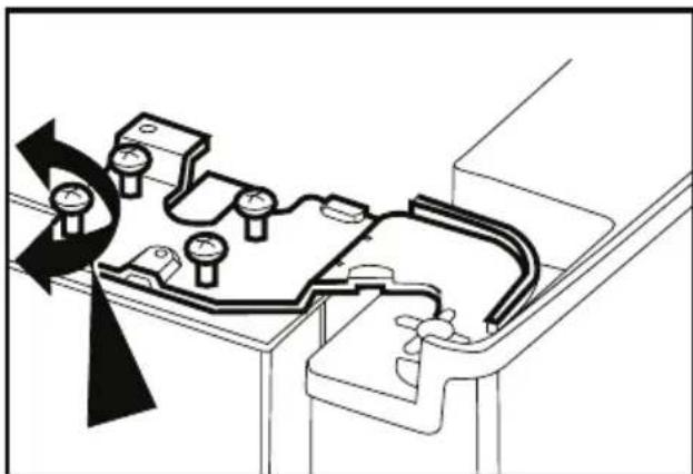 BEKO GNE 60021 X - Adjusting the gap between the upper door - 4