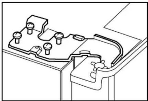 BEKO GNE 134620 E - Nastavenie medzery medzi hornými dverami - 3