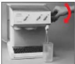 Solis Crema SL 70 - Pour le détartrage, utilisez de préférence le liquide spécial SOLIPOL. - 3