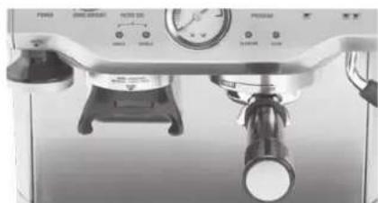 Solis Barista Pro 114 - STEP 6 - INSERTING THE PORTAFILTER - 2