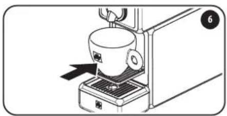 ILLY X3 - MAKING A CUP OF COFFEE - 3