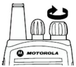 MOTOROLA CP040 - WLACZANIE/WYLACZANIE RADIOTELEFONU - 1