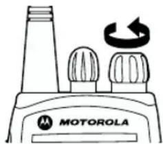 MOTOROLA CP040 - SLÄ PÄ OCH AV RADION - 2