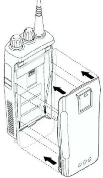 MOTOROLA CP040 - Montarea bateriei - 1