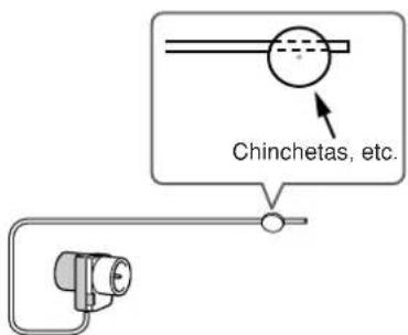 ONKYO TX603E - Utilice chinchetas o algo similar para fazer la antenna FM en su posicion correcta. - 1