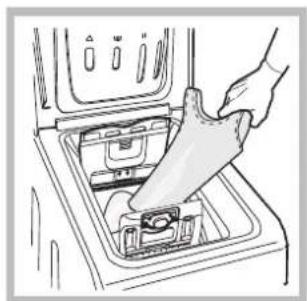 Ariston Thermo AVTL83 - Comment ouvrir et fermer le tambour - 3