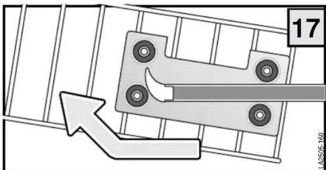 Eudora GSI6104D 1 BDA - Pulling out the upper basket - 1