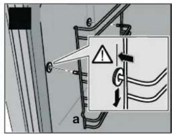 CONSTRUCTA CH110253 - ⚠ Risque de brûlure dû aux pièces chaudes de le compartiment de cuisson ! - 3