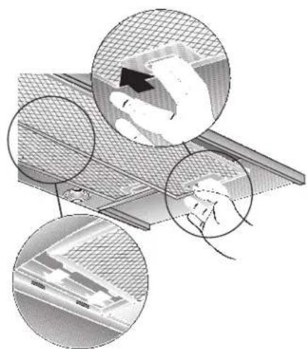 CONSTRUCTA CD99370 - Metalen vetfilters verwijderen en aanbrengen: - 1