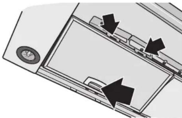 GAGGENAU AW561191 - Smontaggio e montaggio dei filtrini metallici per grassi: - 2