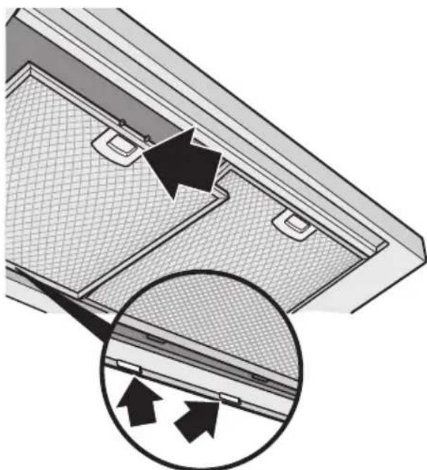 GAGGENAU AW561191 - Smontaggio e montaggio dei filtrini metallici per grassi: - 1