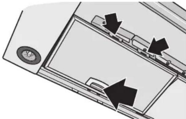 GAGGENAU AW560190 - Smontaggio e montaggio dei filtri metallici per grassi: - 2