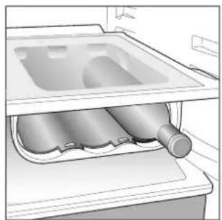 Ariston Thermo MTAA 331V - Para evitar este problema, é suficiente deslocar o manípulo do termostato para números mais baixos, de maneira que permita ao aparelho uma normal descongelação automática. - 3