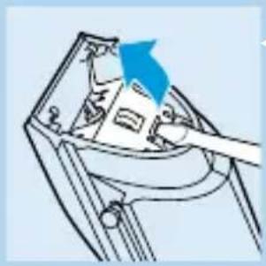 PHILIPS HQC484 - Accu verwijderen - 3