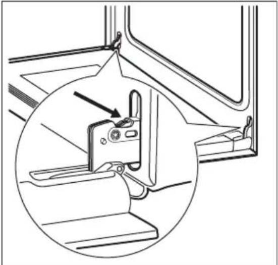 PROGRESS PBP23100X - Nettoyage de la porte du four - 3