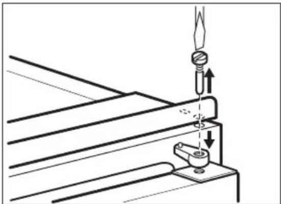PROGRESS PKG1643 - Az ajtó nyitási irányának megfordítása - 1