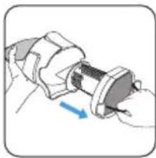 ROWENTA Air Force AC9133 - Reinig het schuimrubberen filter. - 1