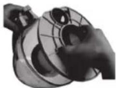 BOMANN BS 958 CB - Despejar o recipiente do lixo - 1