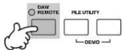 YAMAHA MO8 - Appuyez sur la touche [DAW REMOTE] (Commande à distance de DAW) (son témoin clignote) pour passer en mode Remote Control. - 1