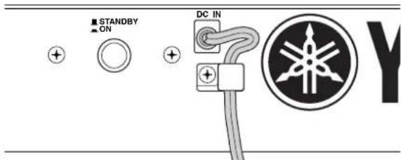 YAMAHA MO6 - 3Serre-cable - 1