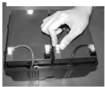 Vermeiren Venus 4 Sport - Austausch der Batterien - 2