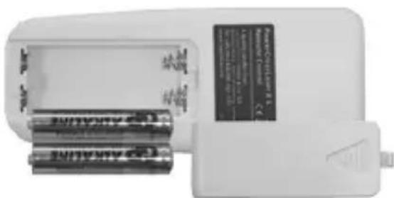 Laserliner PowerCrossLaser 8 S - Einlagen der Batterie bei der Fernbedienung - 1
