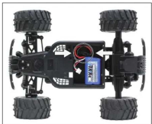 XciteRC Eagle Truggy - Inserez l'accu de propulsion - 3