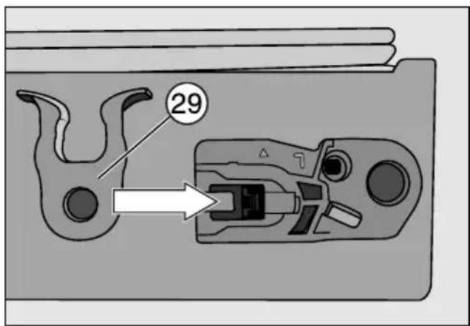 MIELE FN 22263 WS - Déplacement du support de serrage - 2