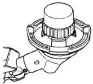 MCCULLOCH GB 320 - REPLACING THE LINE - 4