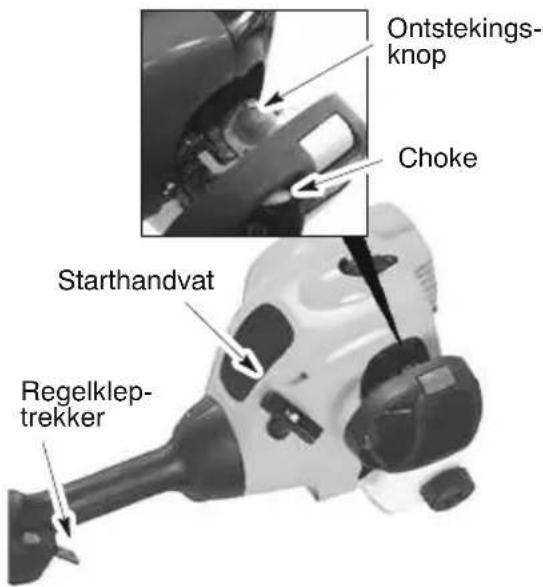 MCCULLOCH GB 320 - EEN KOUDE MOTOR STARTEN (of starten na branstrof bijvullen) - 2