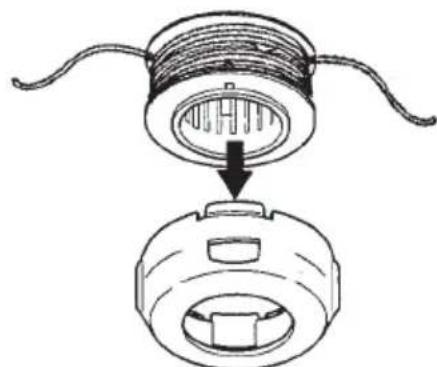 MCCULLOCH B428 PS - REPLACING THE TRIMMER LINE - 5