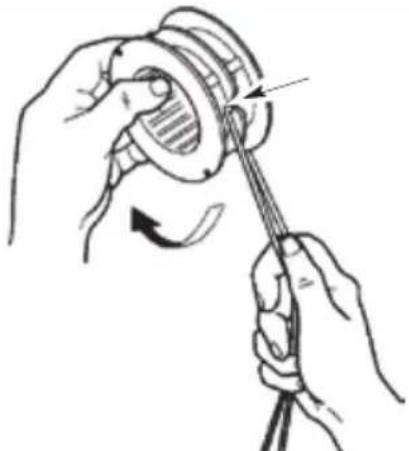MCCULLOCH B428 PS - REPLACING THE TRIMMER LINE - 2
