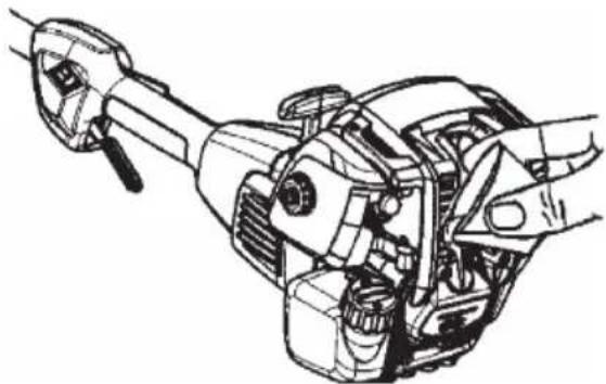 MCCULLOCH B428 PS - ADICIONAR OLEO - 1