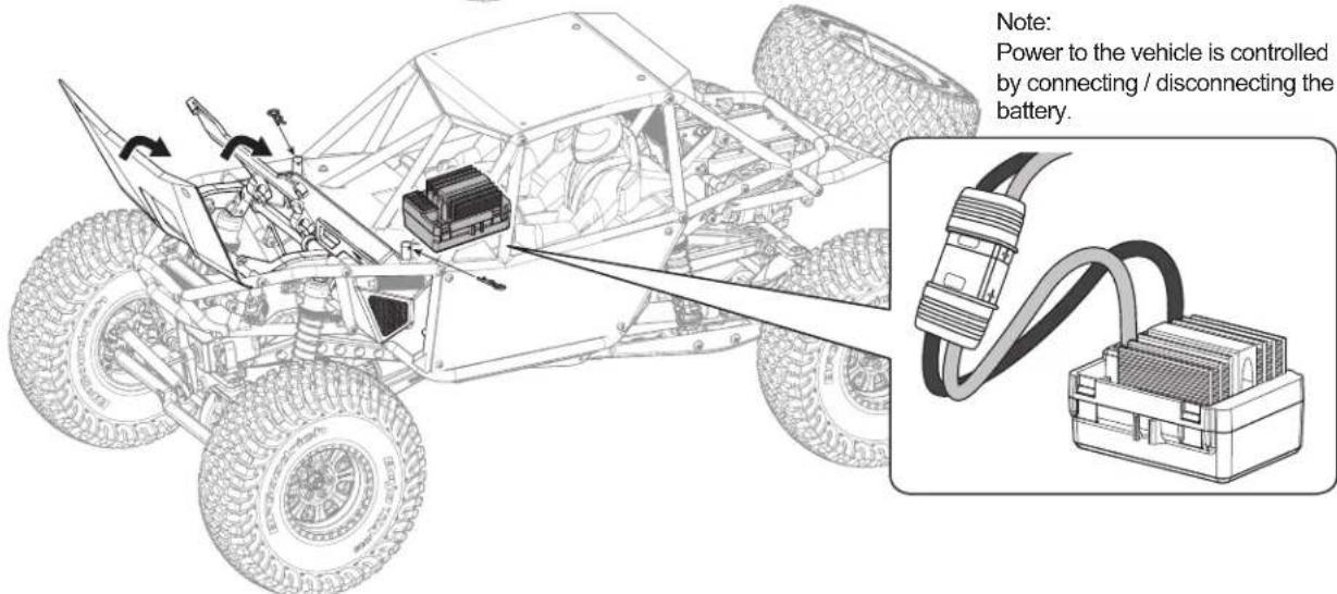 Axial RR10 Bomber - INSTALLARE LA BATTERIA DEL VEICOLO - 7
