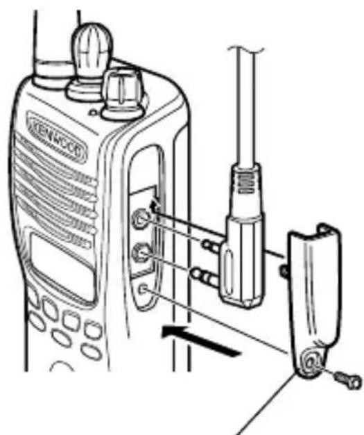 KENWOOD TK2312 - INSTALACIÓN DEL MICRÓFONO/ ALTAVOZ (O MICRÓFONO-AURICULAR) OPCIONAL - 1