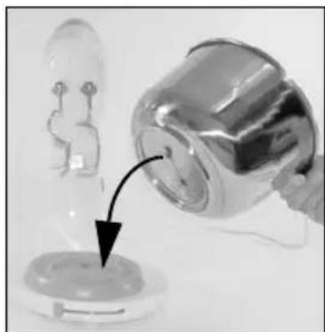 QUIGG GTHMB01 - Mixer op de sokkel zetten - 3