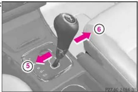 Mercedes-Benz AClass (2008) - 警告 - 2