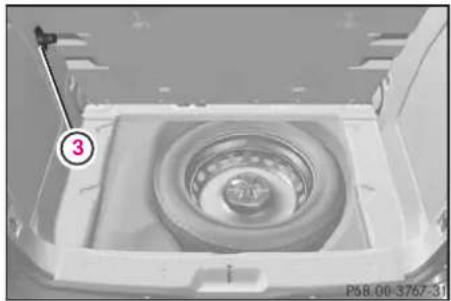 Mercedes-Benz AClass (2008) - 知識 - 2