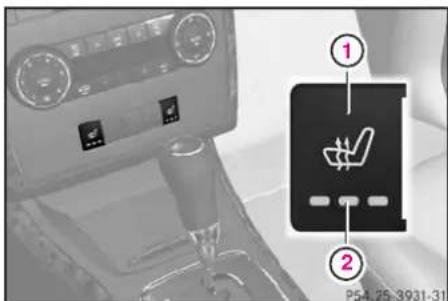 Mercedes-Benz AClass (2008) - フロントシート - 1
