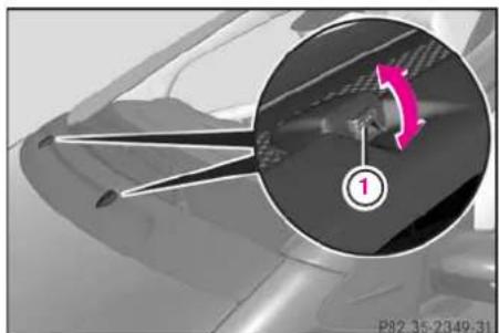 Mercedes-Benz AClass (2008) - 知識 - 1