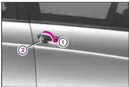 Mercedes-Benz AClass (2005) - 注意！ - 1