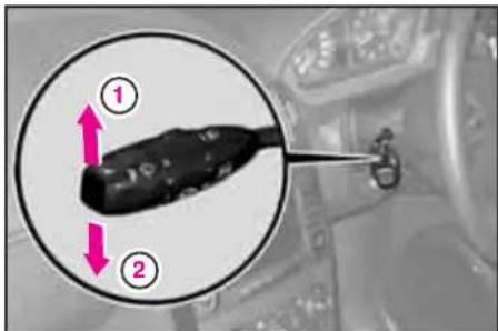 Mercedes-Benz AClass (2005) - 方向指示 - 1