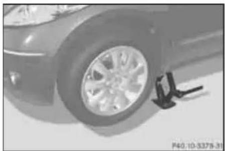 Mercedes-Benz AClass (2005) - 注意！ - 1