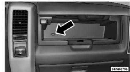 RAM 3500 (2012) - Branchement'd'uniPod MD oud'un dispositifUSBexterne - 1