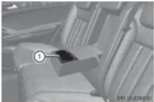 Mercedes-Benz MClass (2009) - リアムレストの力ツフ木ルダ一 - 1